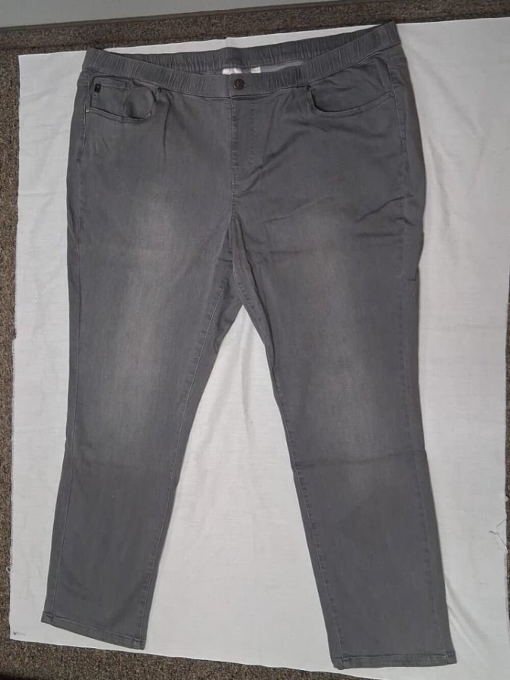 Belle by K Gravel Tripleluxe Gray Denim Women's Size 28W Plus Straight Cut Pants